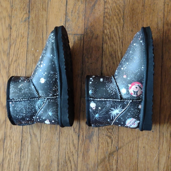 Girls size 3 boots - Picture 2 of 8